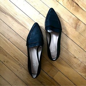 Franco Sarto Black Textured Leather Pointed Toe Low Heel Loafer Size 9